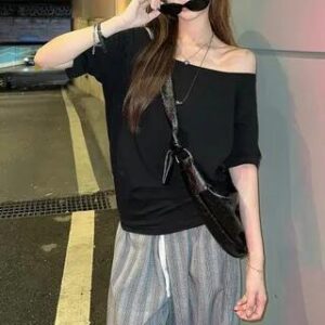 Short-Sleeve Boat Neck Plain Loose-Fit Tee Plain - Black 282359997