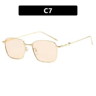Square Frame Sunglasses Gold Frame & Light Brown | iLANURA by iLANURA