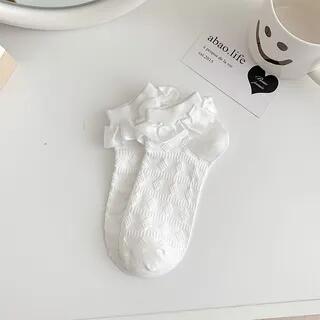 Plain Ruffled Socks Rhombus - White by MOGLA