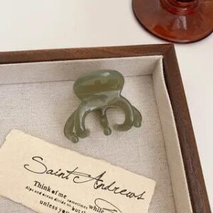 Acetate Small Hair Claw Green | Kiren 282398478
