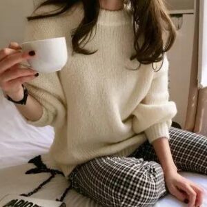 Long-Sleeve Round Neck Plain Sweater White 282415427