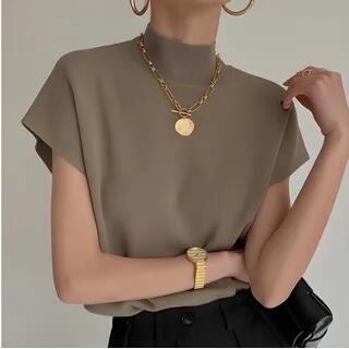 Short-Sleeve Mock Neck Knit Top Khaki by Fabricino