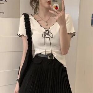 Short-Sleeve V-Neck Cropped T-Shirt White 282449992
