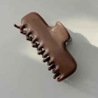 Plain Resin Hair Claw Clip Coffee | moliveny by moliveny