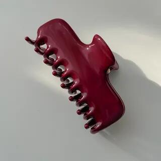 Plain Resin Hair Claw Clip Wine Red | moliveny by moliveny