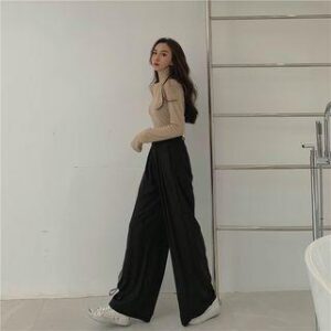 Wide-Leg Trousers and Contemporary Relaxed Tailoring