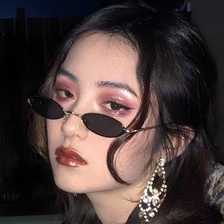 Retro Oval Metal Frame Glasses Silver Frame & Lens - Yellow | Aisyi by Aisyi