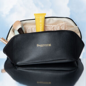 Beginning Boutique Black Zipper Cosmetic Bag